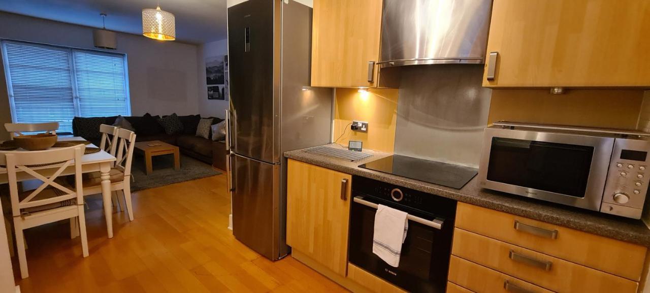 Pass The Keys Spacious 3Beds Flat Near City Centre - Free Parking Edinburgh Exterior foto